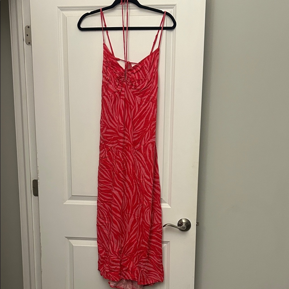 H&M Red and Pink Patterned Dress